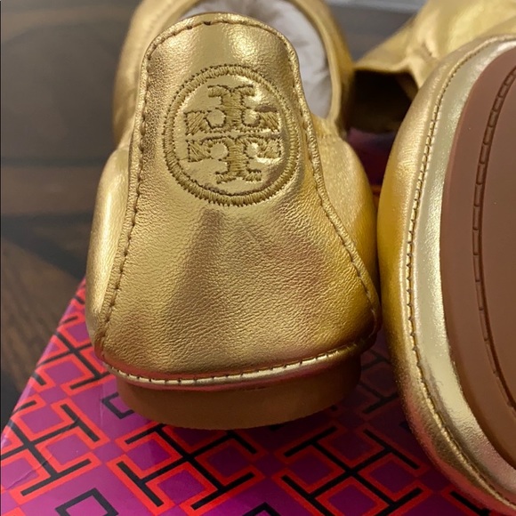 Brand New Tory Burch Eddie Ballet Soft Lamb , Gold # 10.5 - Picture 7 of 9